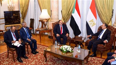 وزير الخارجية والهجرة يستقبل وزير خارجية السودان الجديد