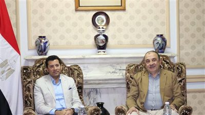 وزير قطاع الأعمال يستقبل وزير الشباب والرياضة بشركة غزل المحلة ويلتقيان نواب البرلمان بالغربية 