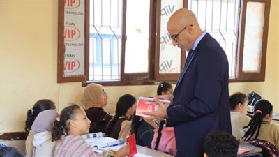 وزير التربية والتعليم يتابع انتظام العملية التعليمية في عدد من المدارس بإدارة المرج التعليمية بمحافظة القاهرة