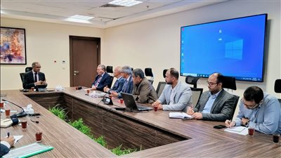 نائب وزير الإسكان يعقد اجتماعاً لمناقشة الاحتياجات المائية بمحافظة البحر الأحمر