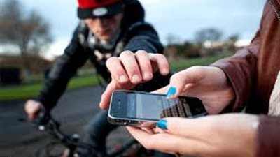 سقوط لص سرقة الهواتف من المواطنين بالعجوزة