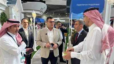 وزير الإسكان يتفقد الجناح المصرى بمعرض سيتى سكيب بمدينة الرياض بالسعودية