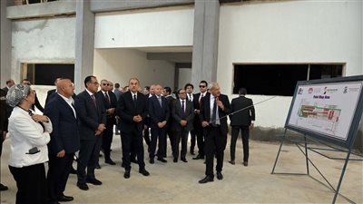 بعد توقفها 15 عامًا.. مدبولي يشهد احتفالا ببدء الإنتاج والتشغيل بشركة 