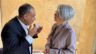 وزير الخارجية والهجرة يلتقي مع مبعوثة الاتحاد الأوروبي للقرن الأفريقي