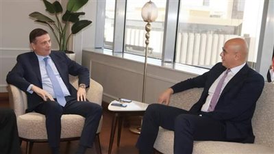 وزير الزراعة يبحث مع مسئولي شركة بيبسيكو العالمية زيادة حجم استثماراتها في مصر 