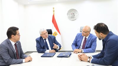 وزير التعليم العالي يشهد توقيع بروتوكول تعاون مشترك بين جامعة بنها ومحافظة القليوبية ومستشفى الناس