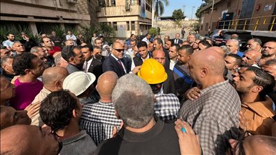 وزير العمل يزور شركة النصر للمسبوكات 