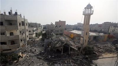 طيران الاحتلال يقصف مسجد الفاروق في مخيم النصيرات وسط قطاع غزة