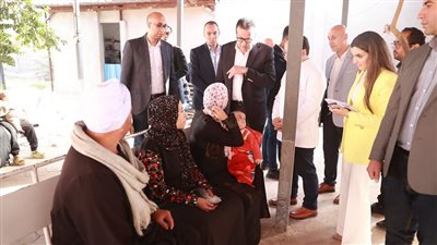 وزير الصحة يوجه بمراجعة عقد شركة الأمن بمستشفى بلبيس العام وتوزيع القوى البشرية الزائدة على الأماكن الأكثر احتياجا