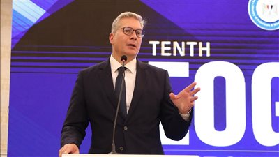 وزير البترول يلقى كلمة عن السلامة والصحة المهنية وحماية البيئة