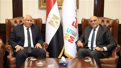 جهاز تنمية المشروعات يتعاون مع محافظة الوادي الجديد لتوطين صناعة الحرير في مصر