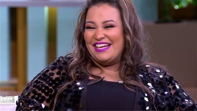 ويزو تكشف أسرار وزنها الزائد وحكاية لقبها الطريف