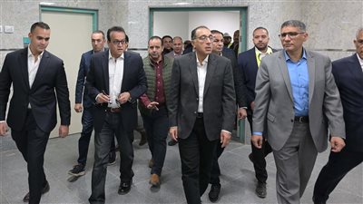 رئيس مجلس الوزراء يتفقد إنشاءات المبنى الجديد لمستشفى بولاق الدكرور العام