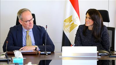 المشاط تلتقي ممثلي السفارة وهيئة التعاون الإنمائي السويدية (SIDA) لمناقشة تعزيز العلاقات الاقتصادية والاستثمارية بين البلدين