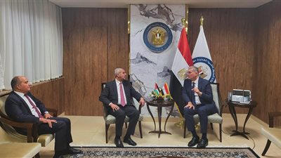 وزير البترول يشهد اتفاق استغلال البنية التحتية المصرية مع نظيره الأردنى
