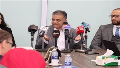 عدنان أبو حسنة: اختفاء الأنروا مقدمة لتصفية مشكلة اللاجئين وحل الدولتين