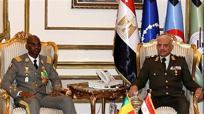 وزير الدفاع والإنتاج الحربى يلتقى وزير الدفاع الوطنى وشئون المحاربين القدامى لجمهورية مالى