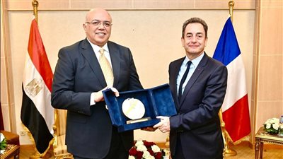 النايل سات تحتفل بمرور 25 عاماً على شراكتها مع الشركات الفرنسية