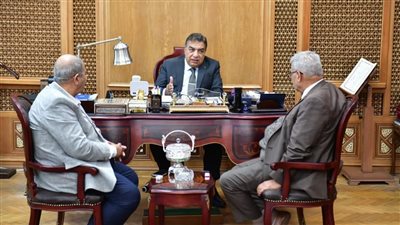 محافظ الدقهلية يستقبل وفد مجلس نقابة الأطباء بديوان عام المحافظة