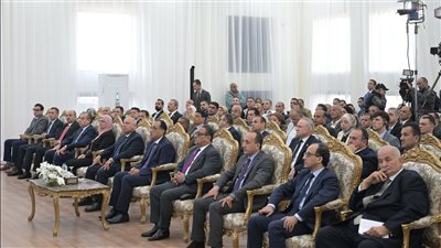 رئيس مجلس الوزراء يبدأ جولة تفقدية بمدينة الجلود بالروبيكي