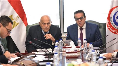 وزير الصحة يترأس اجتماع اللجنة العليا لزراعة الأعضاء ويؤكد على أهمية تطوير المنظومة والرعاية الصحية للمرضى