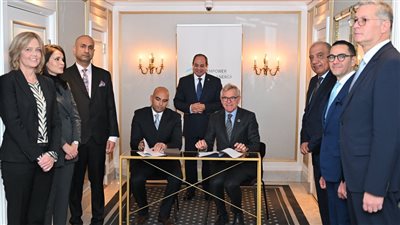 من النرويج.. السيسي يشهد توقيع عقد لتنفيذ مشروع في مجال الطاقة الشمسية بمصر