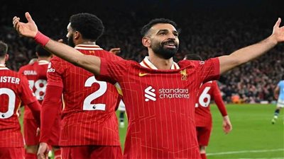 محمد صلاح يتوج بجائزة جديدة مع ليفربول في إنجلترا