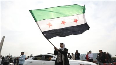 البشير يدعو السوريين في الخارج للعودة: حقوق كل الطوائف مضمونة