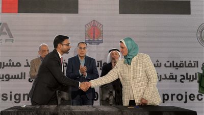 رئيس الوزراء يشهد مراسم توقيع اتفاقيتين لتنفيذ مشروع محطة رياح بقدرة 500 ميجاوات بخليج السويس باستثمارات 600 مليون دولار