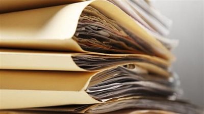 سرقة آلاف المستندات الرسمية من مكتب ضرائب بفيصل.. تفاصيل