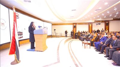 وزيرة التضامن الاجتماعي تشهد إجراء القرعة الإلكترونية لاختيار 12 ألف حاج من المتقدمين لحج الجمعيات الأهلية