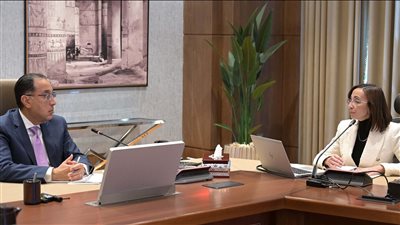 رئيس الوزراء يتابع مع محافظ البحيرة عدداً من ملفات العمل والموقف التنفيذي للمشروعات التنموية والخدمية