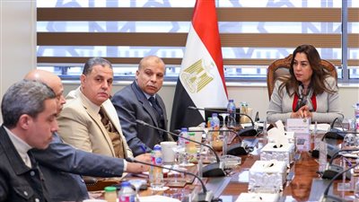 وزيرة التنمية المحلية تعقد اجتماعاً لمتابعة الموقف التنفيذي لتطوير المجازر على مستوى الجمهورية