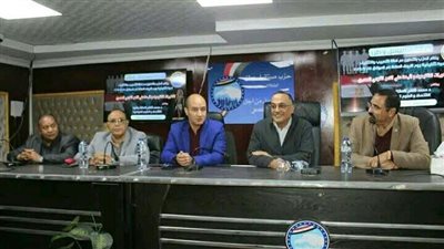 ندوة مستقبل وطن بالسويس لمساندة القيادة السياسية ودعم الجيش والشرطة 