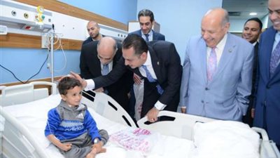 تنفيذًا لتوجيهات الرئيس السيسي.. حزب مستقبل وطن ينظم زيارة لمستشفى الناس لتقديم الدعم العيني والنقدي 