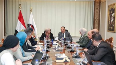وزير قطاع الأعمال العام يستقبل وزيرة البيئة ويبحثان تعزيز التعاون لتنشيط السياحة البيئية في مصر