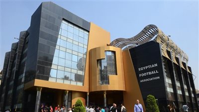 قرارات لجنة الانضباط.. إيقاف مروان حمدي 6 مباريات وحفظ الشكوى ضد إمام عاشور