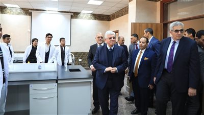 وزير التعليم العالي ورئيس جامعة سوهاج يفتتحان ويتفقدان عددًا من المشروعات التعليمية والصحية بجامعة سوهاج 
