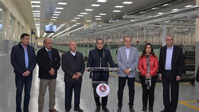 رئيس الوزراء: الانتهاء من المرحلة الاولي من المشروع القومي لتطوير صناعة الغزل والنسيج