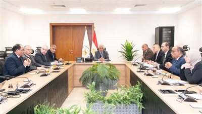  سويلم:تقديم الدعم للمواطنين والمستثمرين بما ينعكس على تحسين الخدمات السياحية