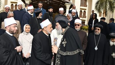 قداسة البابا يستقبل شيخ الأزهر ووزير الأوقاف والمفتي ووكيل الأزهر للتهنئة بعيد الميلاد