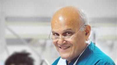 مجدى يعقوب يقود إنجازا طبيا: تكوين صمامات قلب تنمو طبيعيا داخل الجسم