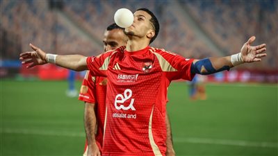 طريقة احتفال إمام عاشور بهدفه في الدوري المصري تثير جدلاً