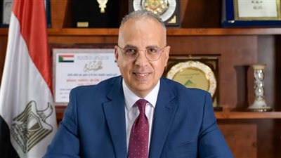  مصر تحتفل بمرور ٦٥ عام على وضع حجر الأساس لمشروع السد العالى