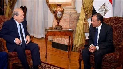 وزير الخارجية والهجرة يستقبل وفد منظمة التحرير الفلسطينية