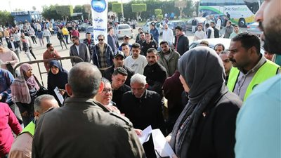 مستقبل وطن بالسويس  يوفر 300 فرصة عمل للشباب بالتعاون مع شركة 