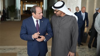 السيسي وبن زايد يبحثان سبل استعادة الأمن والاستقرار في المنطقة