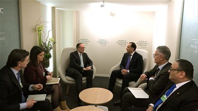 رئيس الوزراء يلتقي مستشار النمسا خلال فعاليات اليوم الثالث لمنتدى دافوس 2025