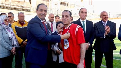 مدير صندوق مكافحة الإدمان ونائب محافظ دمياط نيابة عن المحافظ ورئيس مؤسسة 