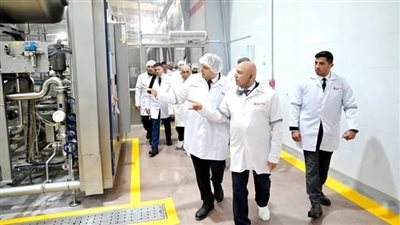 الوزير: قطاع الصناعة قاطرة التنمية الإقتصادية وأحد الدعائم الأساسية لتحقيق التنمية الشاملة للدولة المصرية 